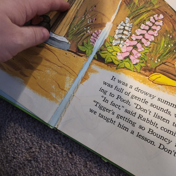Vintage Winnie the Pooh Books - Picture 14 of 16